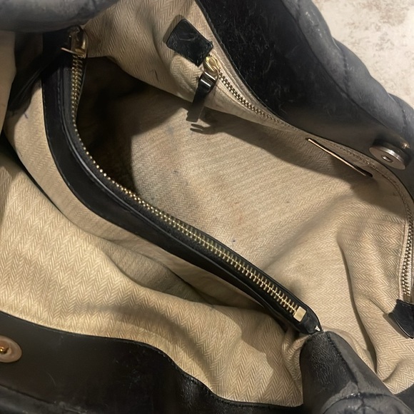 Tory Burch Kira Chevron Tote Bag in Black Quilted Lambskin - Picture 16 of 16